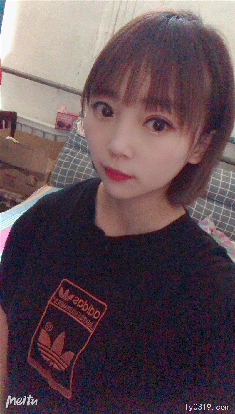 本人是位寶媽，由于寶寶還小想找個半天的工作